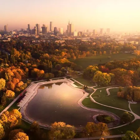 Metro Wifi 300mbs 65'tv Netflix Hbo Appletv+ Apartamento Varsóvia