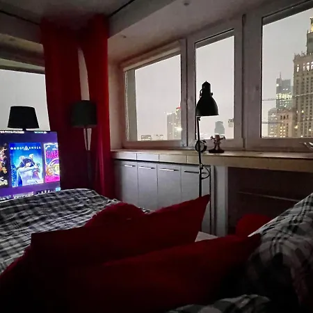 Metro Wifi 300mbs 65'tv Netflix Hbo Appletv+ Βαρσοβία